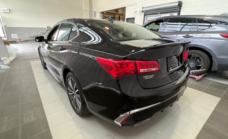 Acura TLX
